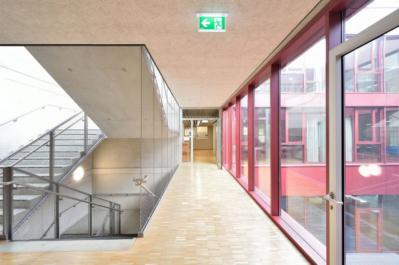 Ãcole polyvalente d'Emmerich